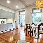 Bernardim Ribeiro Apartment